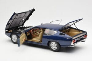 Lamborghini Espada Bleu Metallic AUTOart 1:18 74502 Métal Moulé — image 5 sur 8