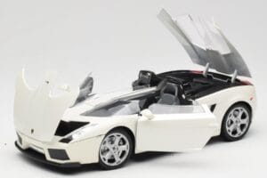 Lamborghini Gallardo Concept S Blanc Motormax 1:18 79156 Métal Moulé — image 2 sur 8