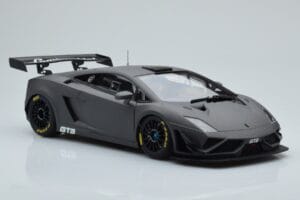 Lamborghini Gallardo GT3 FL2 Gris Foncé AUTOart 1:18 81360 Métal Moulé — image 6 sur 8