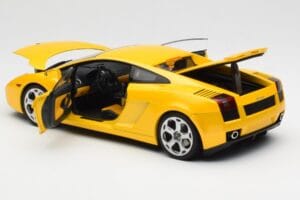 Lamborghini Gallardo Metallic Jaune AUTOart 1:18 74571 Métal Moulé — image 5 sur 8