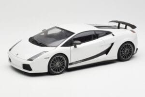 Lamborghini Gallardo Superleggera Monocerus Metallic Blanc AUTOart 1:18 74585 Métal Moulé