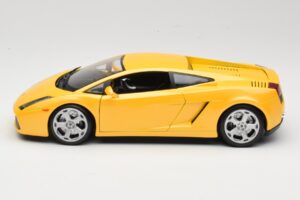 Lamborghini Gallardo Jaune Maisto 1:18 31655 Métal Moulé — image 4 sur 8