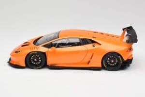 Lamborghini Huracan LP620-2 Super Trofeo Arancio Borealis Pearl Effect Orange AUTOart 1:18 81558 Métal Moulé — image 4 sur 8