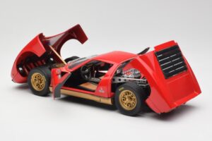 Lamborghini Miura Rouge Anson 1:18 30302 Métal Moulé — image 5 sur 8
