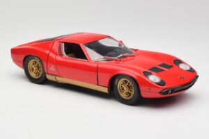 Lamborghini Miura Rouge Anson 1:18 30302 Métal Moulé — image 6 sur 8