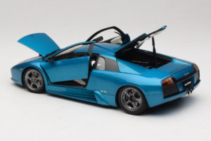 Lamborghini Murcielago 40th Anniversary Verde Artemis AUTOart 1:18 74515 Métal Moulé — image 5 sur 9