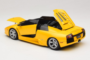 Lamborghini Murcielago Concept Metallic Yellow AUTOart 1:18 74561 Métal Moulé — image 5 sur 8