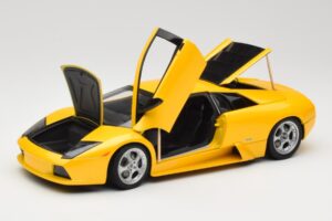 Lamborghini Murcielago LP640 Giallo Orion AUTOart 1:18 74511 Métal Moulé — image 2 sur 8