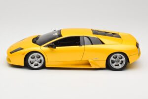 Lamborghini Murcielago LP640 Giallo Orion AUTOart 1:18 74511 Métal Moulé — image 4 sur 8