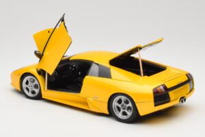 Lamborghini Murcielago LP640 Giallo Orion AUTOart 1:18 74511 Métal Moulé — image 5 sur 8