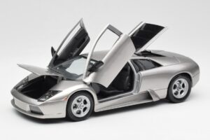 Lamborghini Murcielago Argent Maisto 1:18 7450257 Métal Moulé — image 2 sur 8