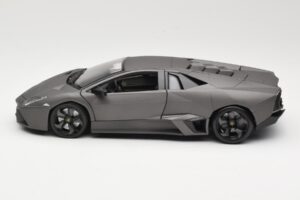 Lamborghini Reventon Matte Grey Bburago 1:18 18-11029 Métal Moulé — image 4 sur 8