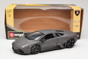 Lamborghini Reventon Matte Grey Bburago 1:18 18-11029 Métal Moulé — image 8 sur 8