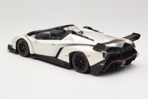 Lamborghini Veneno Roadster Blanc Avec Ligne Rouge Kyosho 1:18 C09502W Métal Moulé — image 5 sur 6