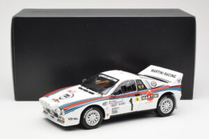 Lancia 037 Martini #1 W. Rohrl / C. Geistdorfer Winner Rally Monte Carlo 1983 Version de Nuit Kyosho 1:18 08306A Métal Moulé — image 8 sur 8