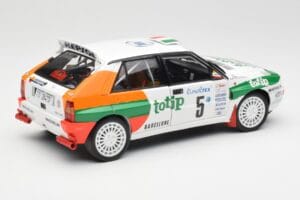 Lancia Delta HF Integrale Evo II Totip #5 A. Aghini / S. Farnocchia Rally Monte Carlo 1993 Kyosho 1:18 08348F Métal Moulé — image 3 sur 8