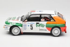 Lancia Delta HF Integrale Evo II Totip #5 A. Aghini / S. Farnocchia Rally Monte Carlo 1993 Kyosho 1:18 08348F Métal Moulé — image 4 sur 8