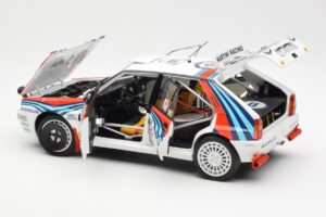 Lancia Delta HF Integrale Evo Martini #4 D. Auriol / B. Occelli Winner Rally Monte Carlo 1992 Kyosho 1:18 08348A Métal Moulé — image 5 sur 8