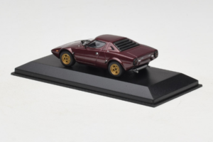 Lancia Stratos Rouge Bordeaux Minichamps 1:43 LANCIA001 Métal Moulé — image 3 sur 4
