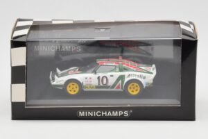 Lancia Stratos #10 Team Alitalia S. Munari / S. Maiga Rally Monte Carlo 1976 Minichamps 1:43 430761210 Métal Moulé — image 4 sur 4