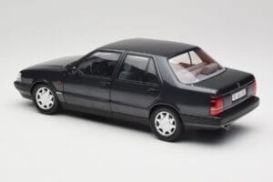 Lancia Thema Turbo 16V LX Serie II Noir Mitica 1:18 202010-D Métal Moulé — image 7 sur 8