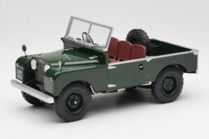 Land Rover 88 Series 1 Open Top Vert Foncé MCG 1:18 MCG18367 Métal Moulé