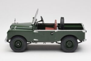 Land Rover 88 Series 1 Open Top Vert Foncé MCG 1:18 MCG18367 Métal Moulé — image 5 sur 6
