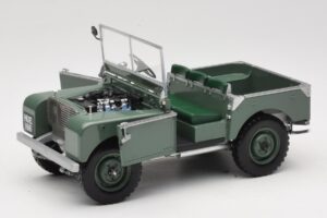 Land Rover 88 Series I Vert Minichamps 1:18 150168900 Métal Moulé — image 2 sur 8