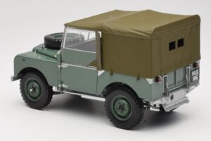 Land Rover 88 Series I Vert Minichamps 1:18 150168900 Métal Moulé — image 7 sur 8