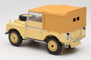 Land Rover 88 Series I RAF Beige Minichamps 1:18 150168911 Métal Moulé — image 7 sur 8