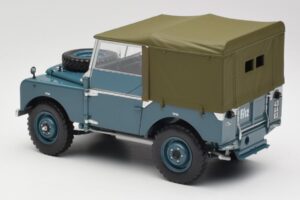 Land Rover 88 Series I Bleu Clair Minichamps 1:18 150168907 Métal Moulé — image 7 sur 8