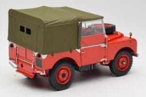 Land Rover 88 Series I Rouge Minichamps 1:18 150168910 Métal Moulé — image 3 sur 8