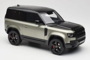 Land Rover Defender 90 HSE P400 L663 Pangea Green Metallic GT Spirit 1:18 GT517 Résine — image 4 sur 6