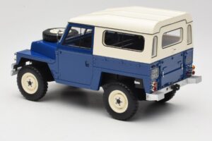Land Rover Lightweight Series III Bleu Foncé BoS Models 1:18 BOS382 Résine — image 5 sur 6