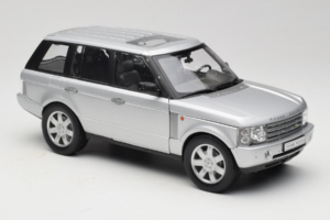 Land Rover Range Rover L322 Argent Welly 1:18 12536W Métal Moulé — image 6 sur 8