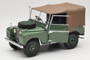 Land Rover Series 1 88 Vert Minichamps 1:18 150168912 Métal Moulé — image 2 sur 8