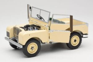 Land Rover Series I 88 Sand Beige Mat Minichamps 1:18 150168905 Métal Moulé — image 2 sur 8