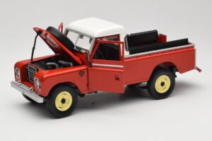 Land Rover Series I 109 Pickup Rouge Eagle Collectibles 1:18 440500 Métal Moulé — image 2 sur 8
