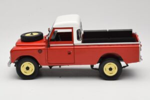 Land Rover Series I 109 Pickup Rouge Eagle Collectibles 1:18 440500 Métal Moulé — image 4 sur 8