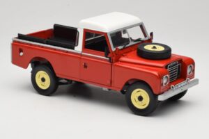 Land Rover Series I 109 Pickup Rouge Eagle Collectibles 1:18 440500 Métal Moulé — image 6 sur 8