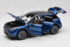Lincoln Corsair Bleu OEM 1:18 LINCOLN001 Métal Moulé — image 2 sur 8
