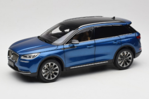 Lincoln Corsair Bleu OEM 1:18 LINCOLN001 Métal Moulé