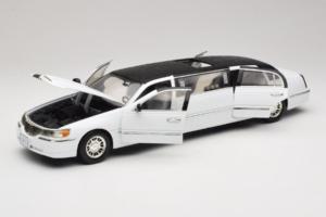 Lincoln Limousine Blanc Sun Star 1:18 1260 Métal Moulé — image 2 sur 8