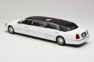 Lincoln Limousine Blanc Sun Star 1:18 1260 Métal Moulé — image 7 sur 8