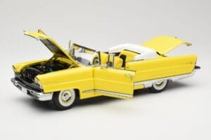 Lincoln Premiere Cabriolet Jaune Sun Star 1:18 4641 Métal Moulé — image 2 sur 8