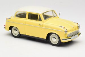 Lloyd Alexander TS Jaune Revell 1:18 08958 Métal Moulé — image 6 sur 8