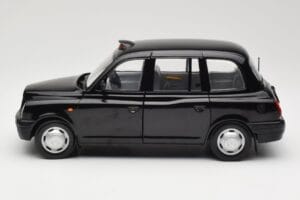 London Taxi TX1 Noir Sun Star 1:18 1120 Métal Moulé — image 4 sur 8