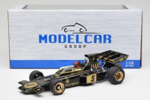 Lotus 72D #5 E. Fittipaldi John Player Special GP Spain 1972 MCG 1:18 MCG18610F Métal Moulé — image 6 sur 6