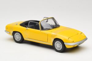 Lotus Elan S3 Cabriolet Jaune Sun Star 1:18 4052 Métal Moulé — image 4 sur 6