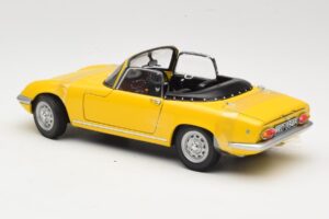 Lotus Elan S3 Cabriolet Jaune Sun Star 1:18 4052 Métal Moulé — image 5 sur 6